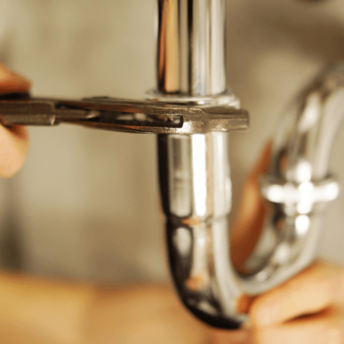 5 Signs You Need to Call a Professional Plumber